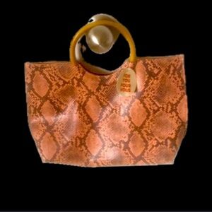 😊 *Beauty Boutique Snakeskin Bag 😍